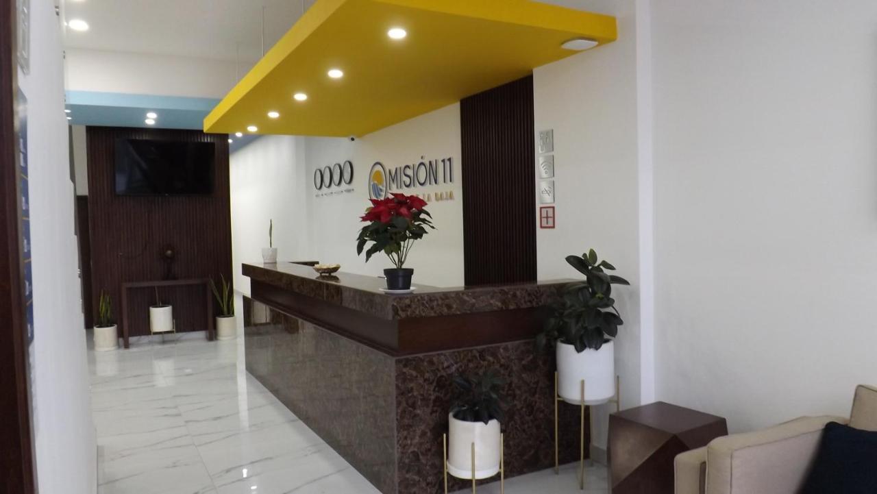 Hotel Mision 11 Tijuana Bagian luar foto